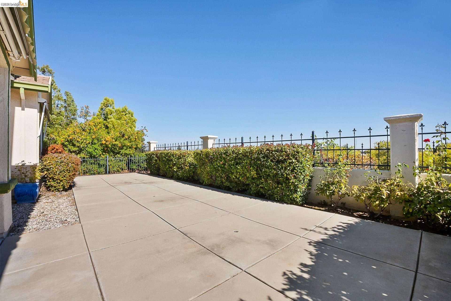 Property photo 35