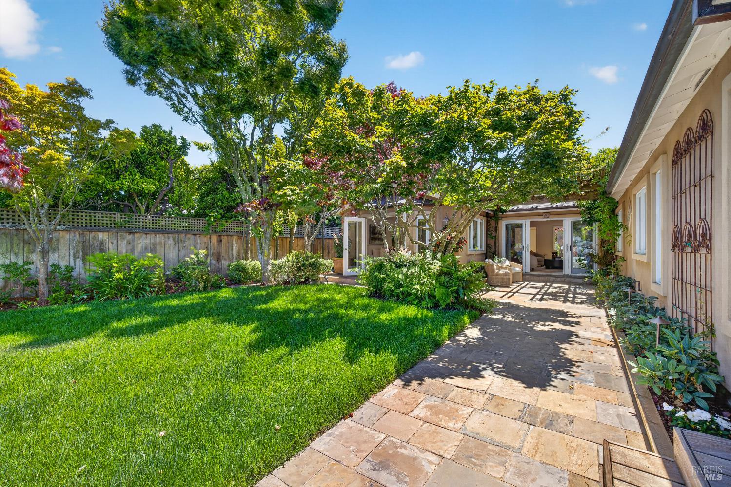 Property photo 44