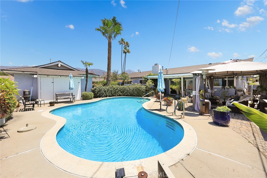 Property photo 35