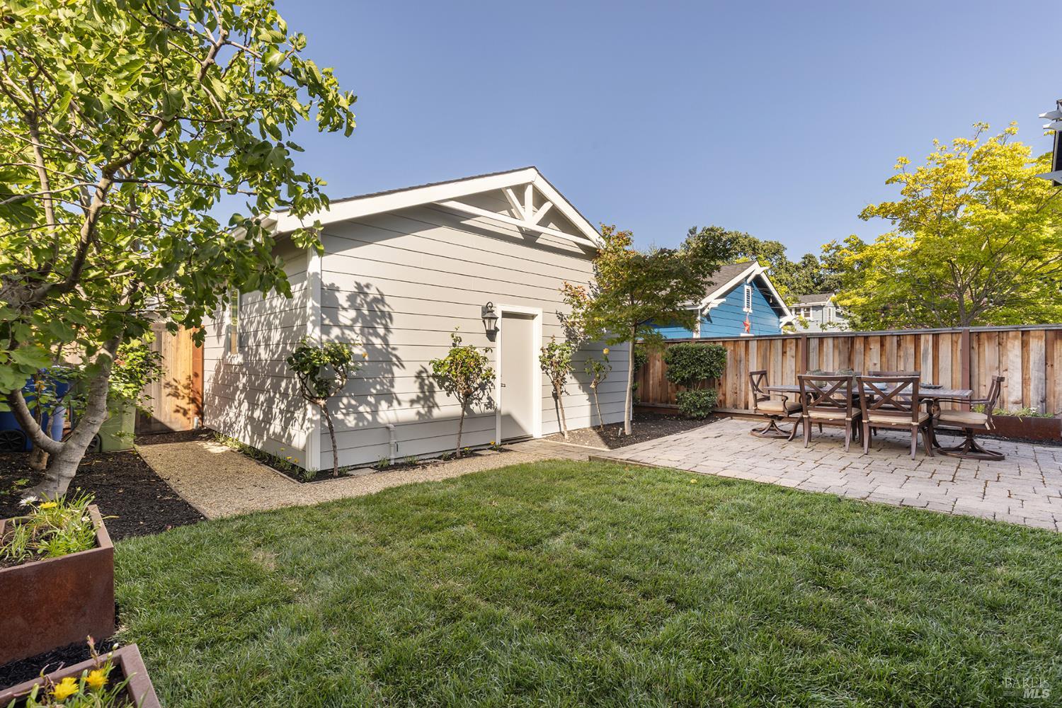 Property photo 42
