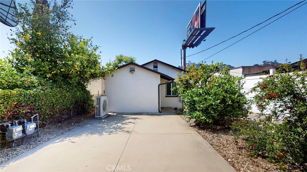 Property photo 32