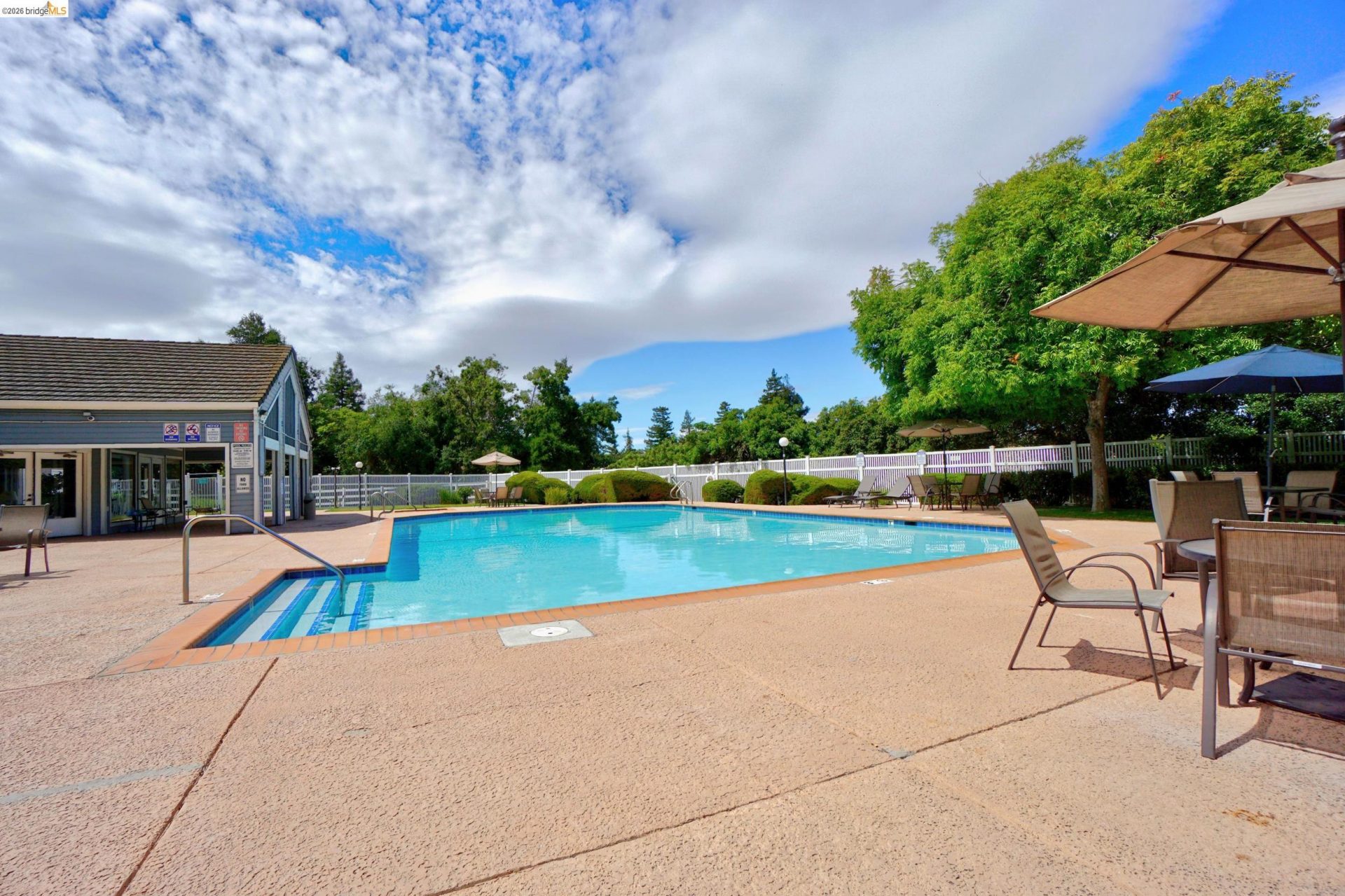 Property photo 43