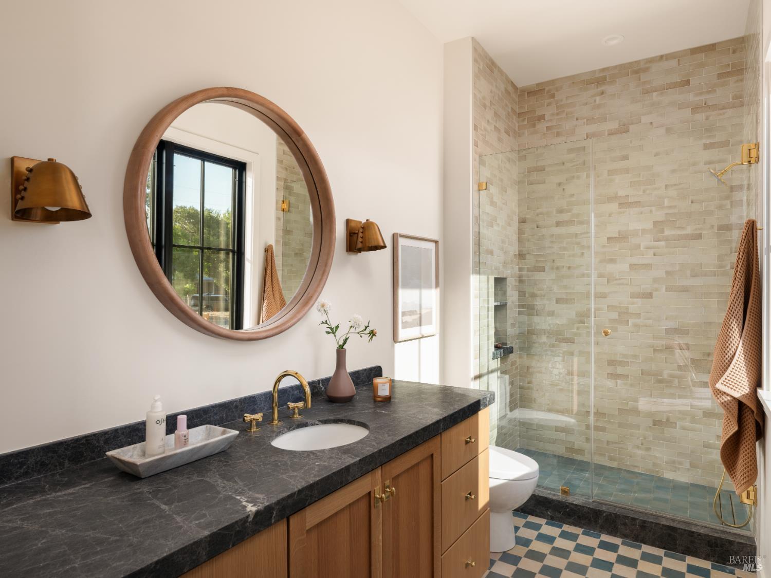 Property photo 33