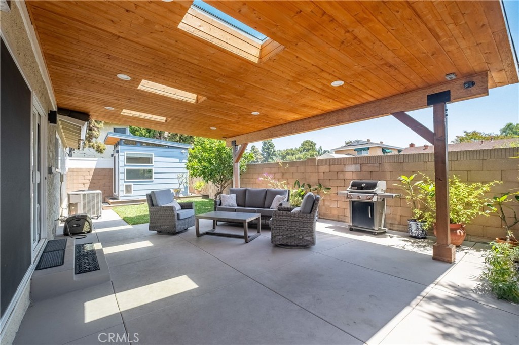Property photo 44