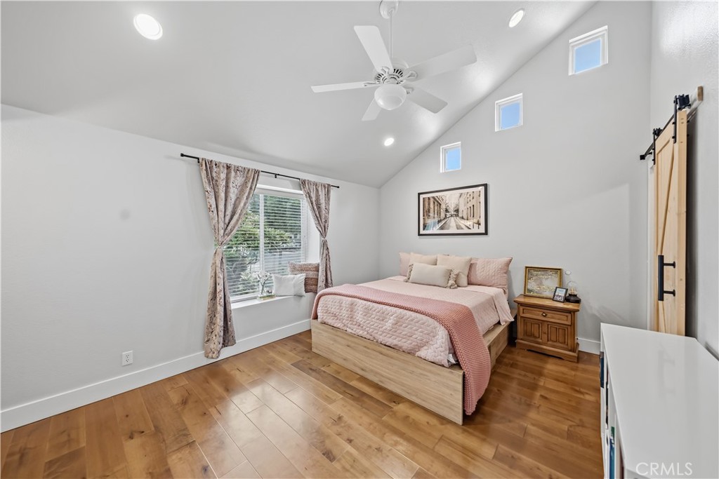 Property photo 35