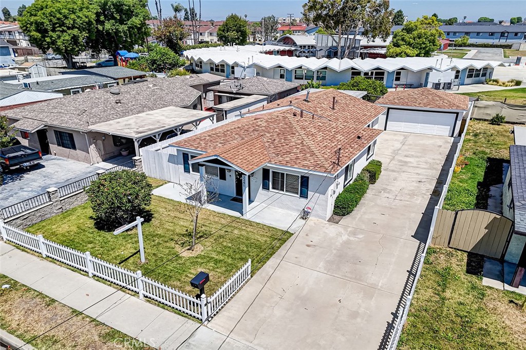 Property photo 37