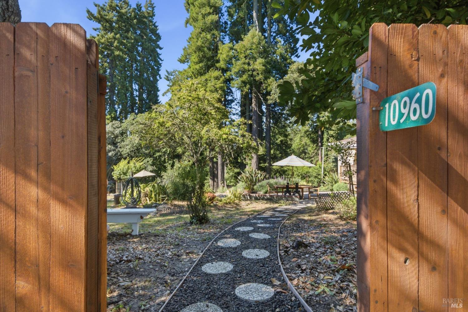 Property photo 25