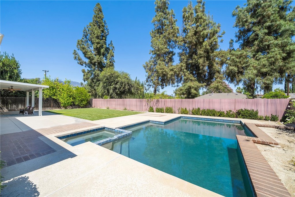 Property photo 46