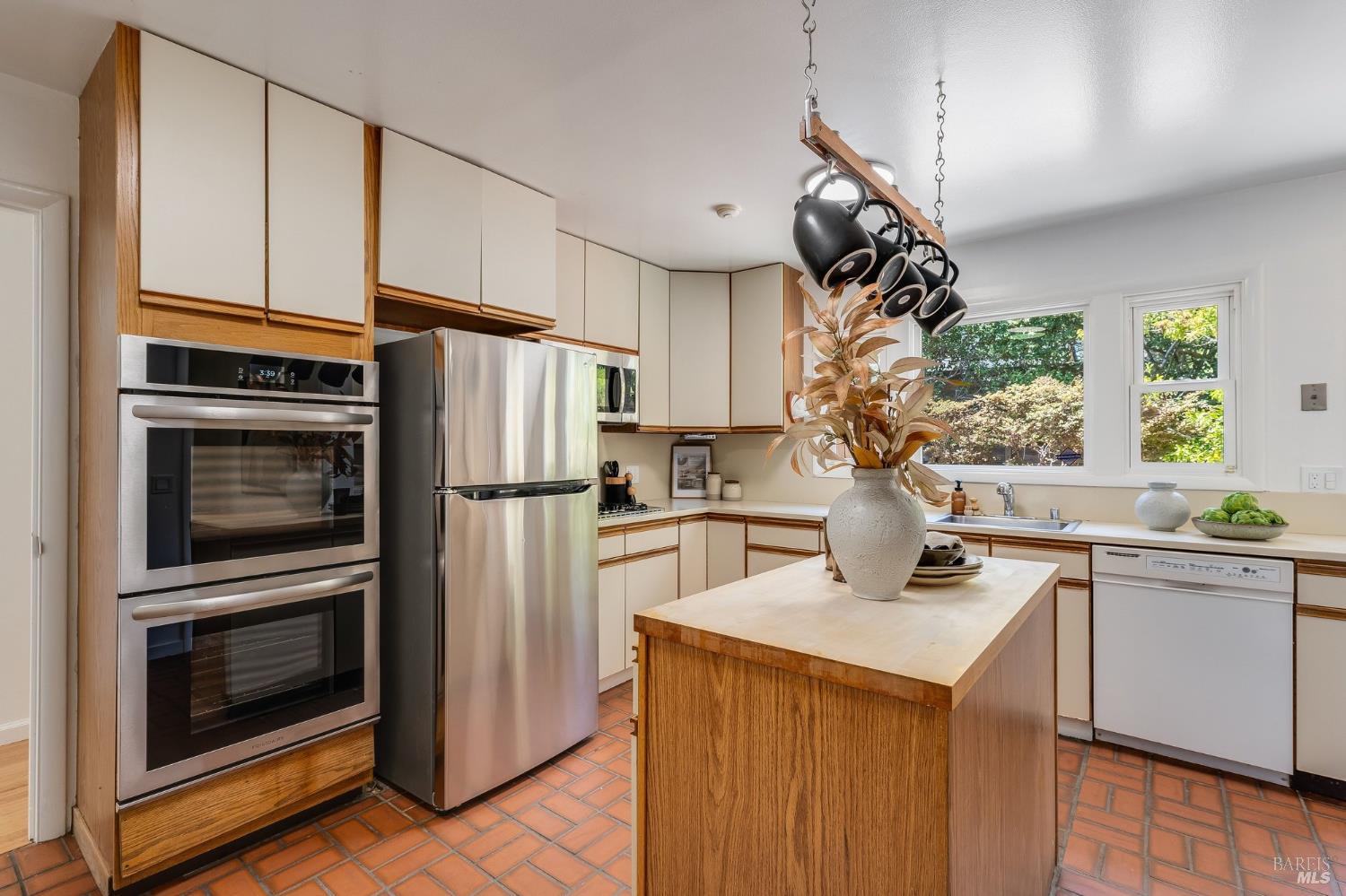 Property photo 22