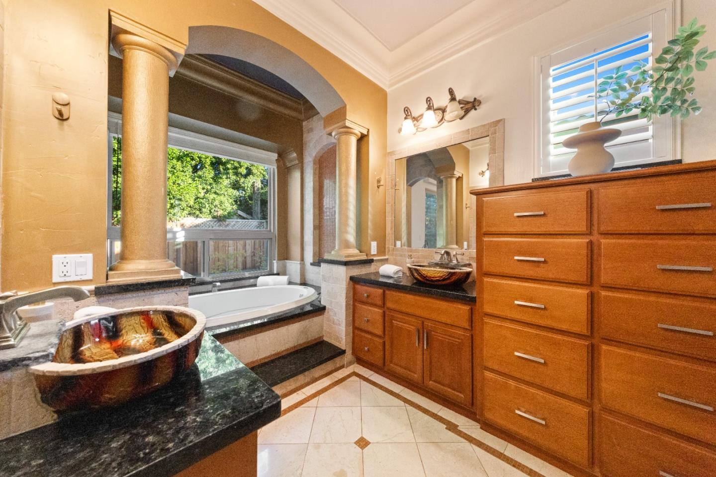 Property photo 44