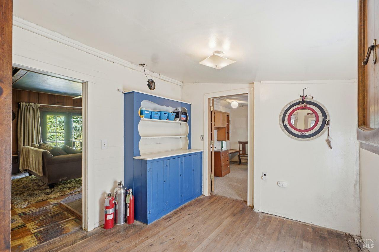 Property photo 31