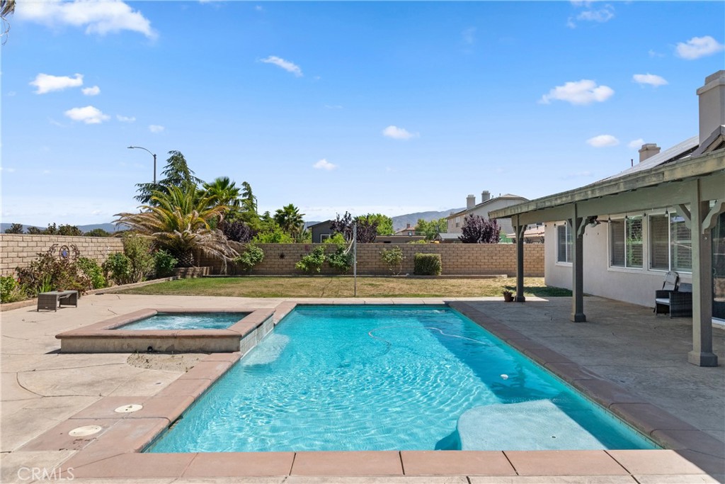 Property photo 28