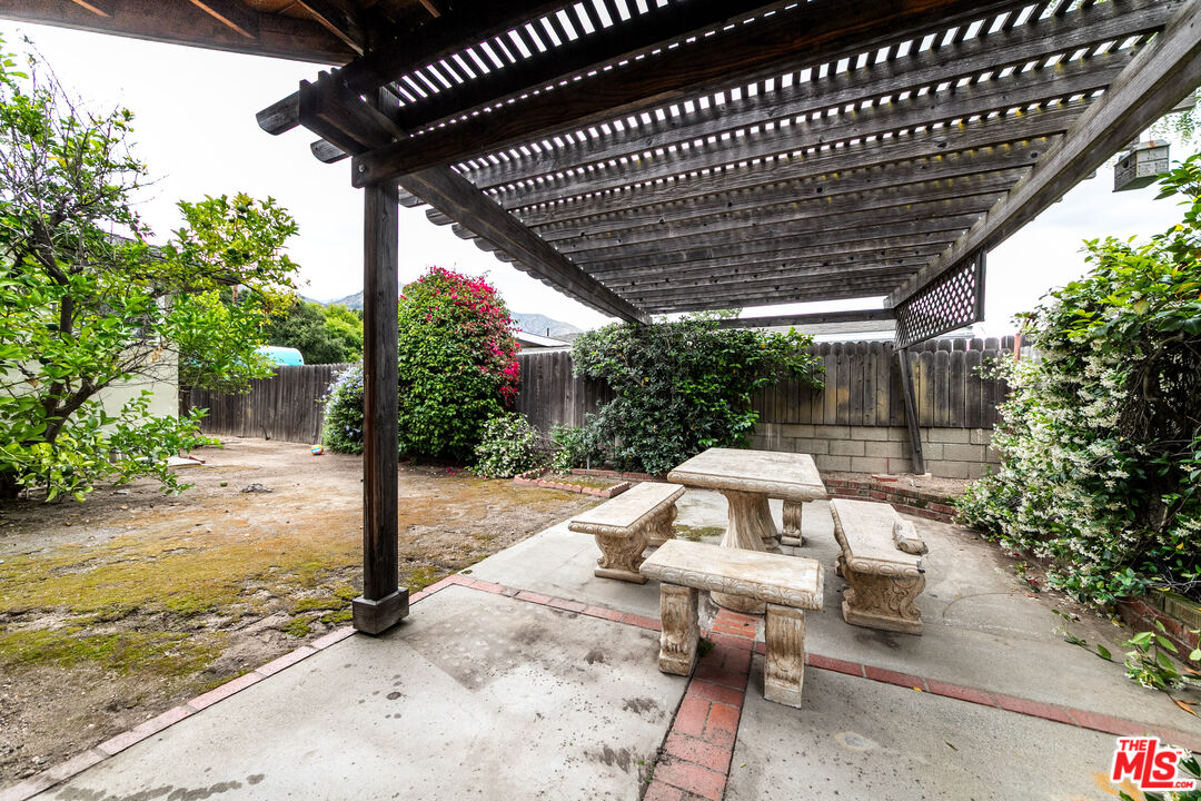 Property photo 28
