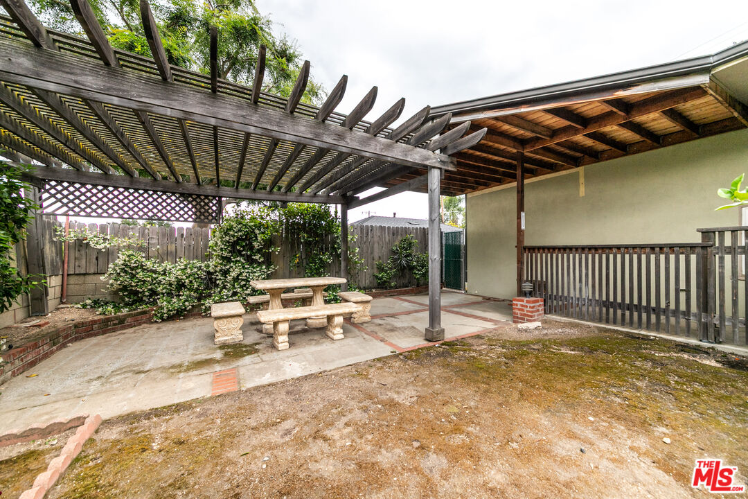 Property photo 30