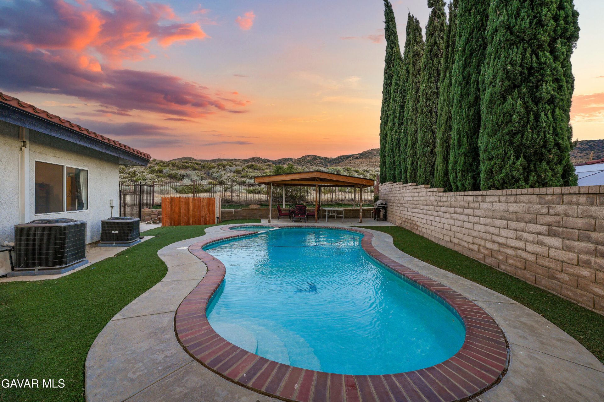 Property photo 15