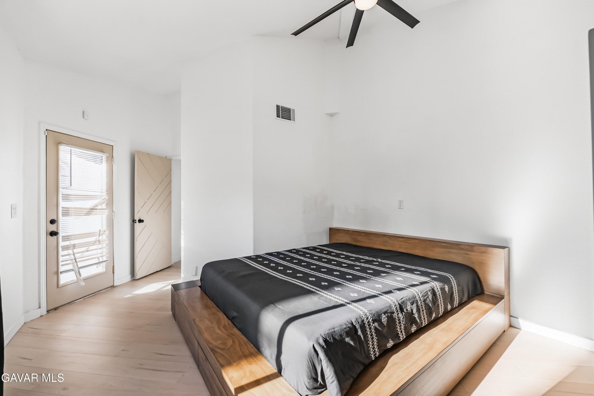 Property photo 50
