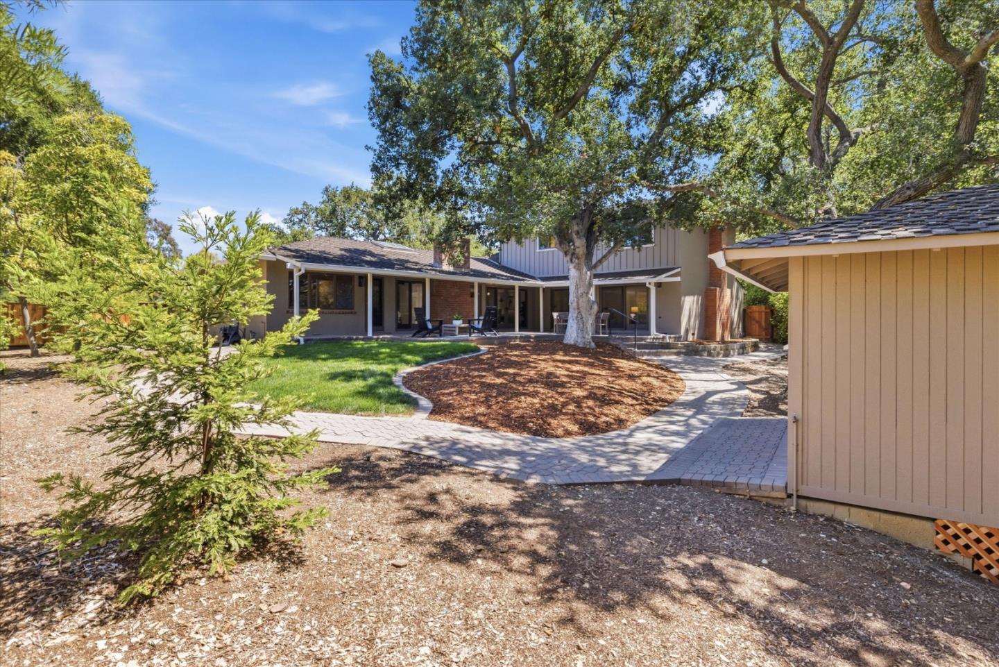Property photo 43