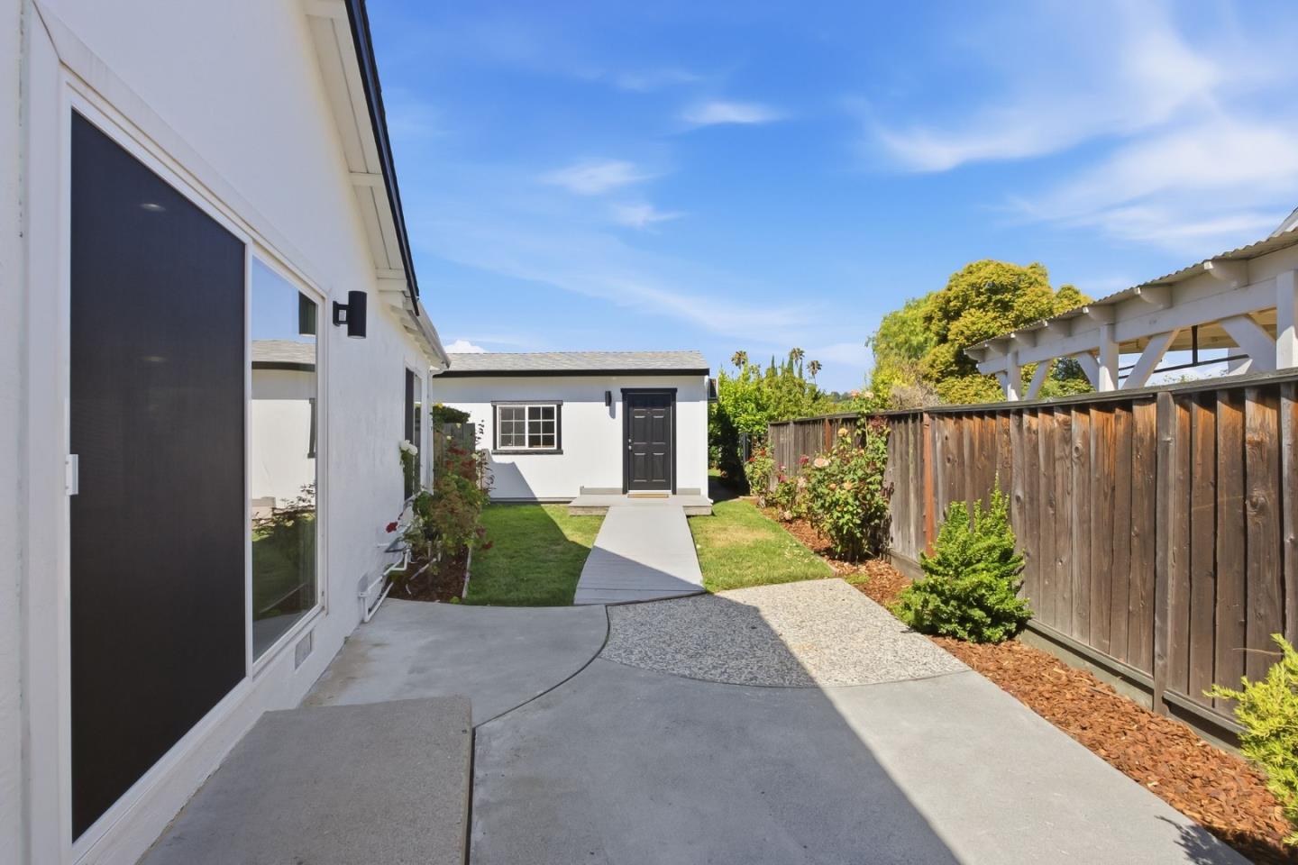 Property photo 30