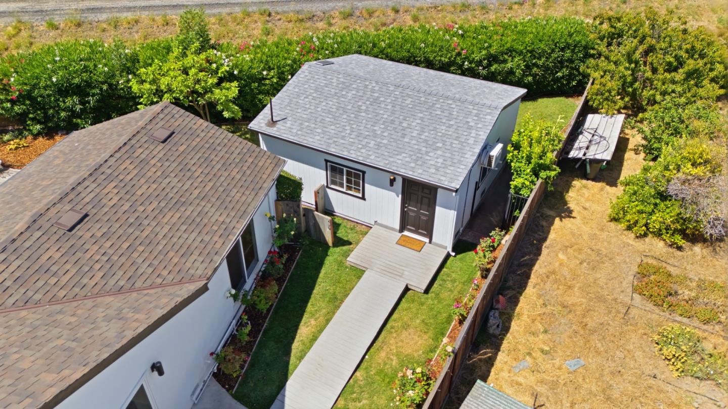 Property photo 40