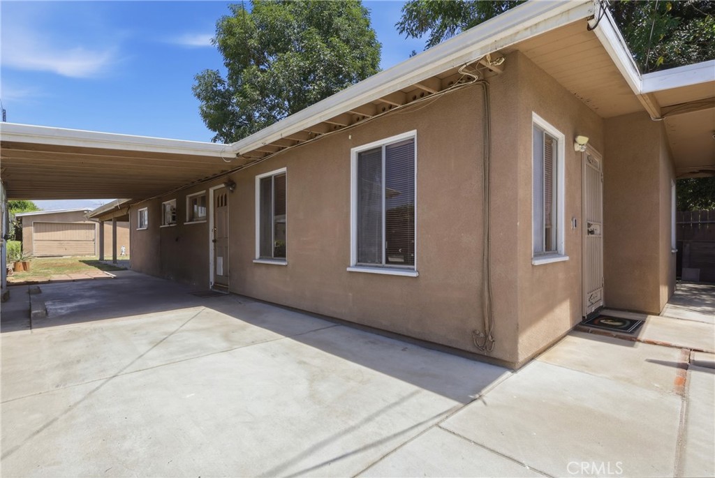 Property photo 35