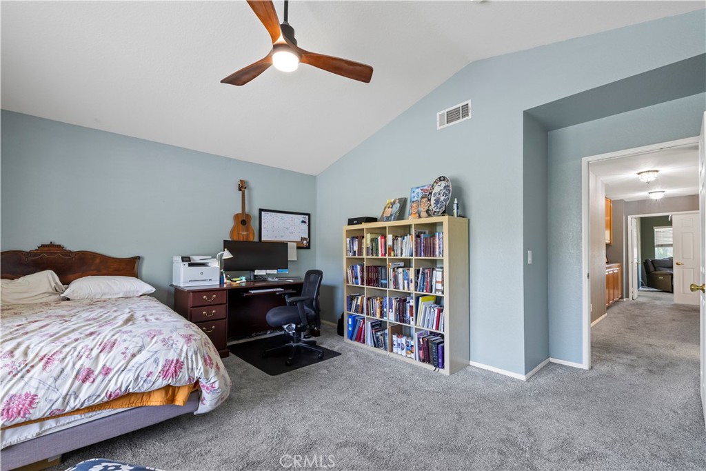 Property photo 35