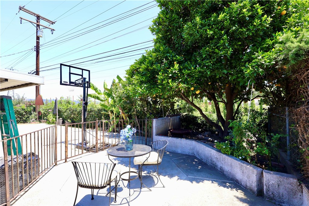 Property photo 25