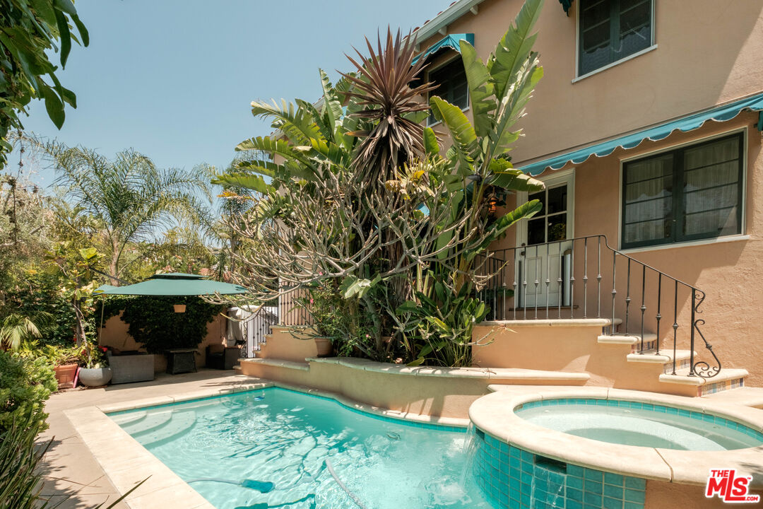 Property photo 33