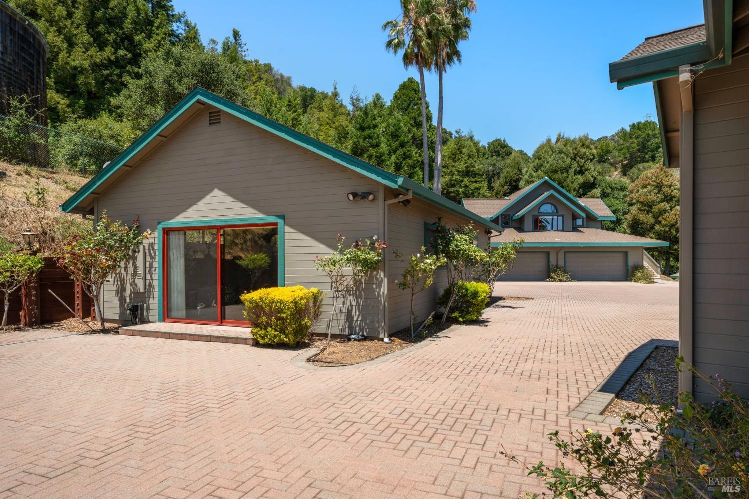Property photo 43