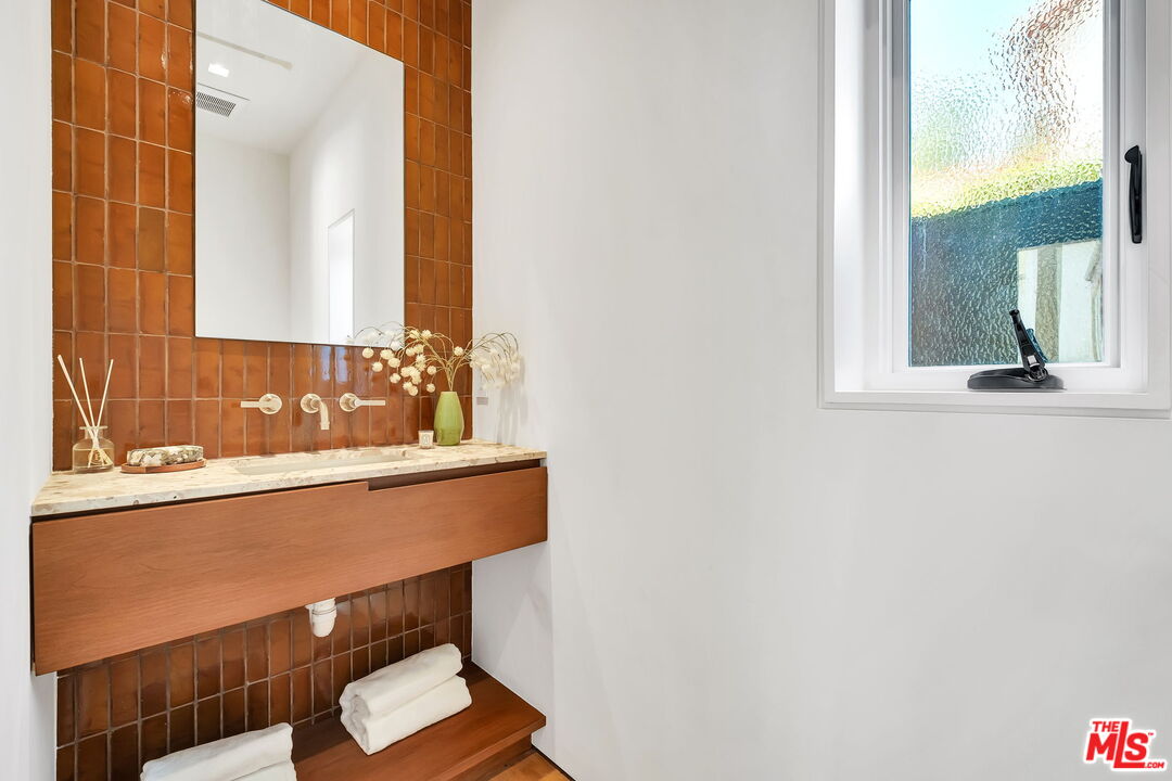 Property photo 50