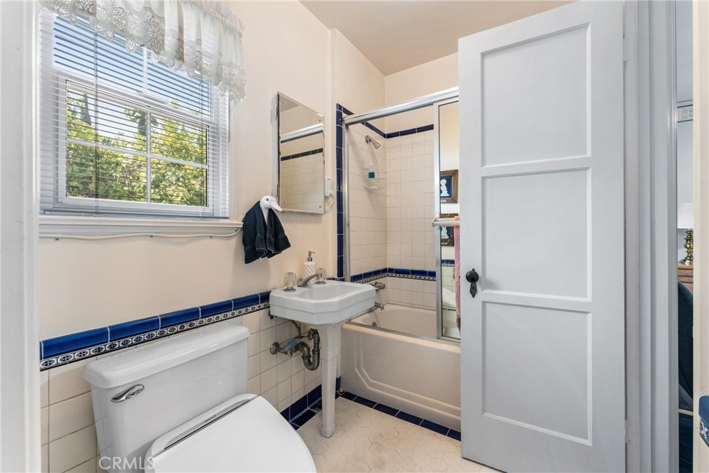 Property photo 38