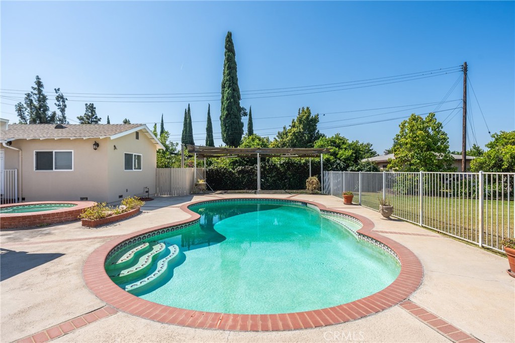 Property photo 46