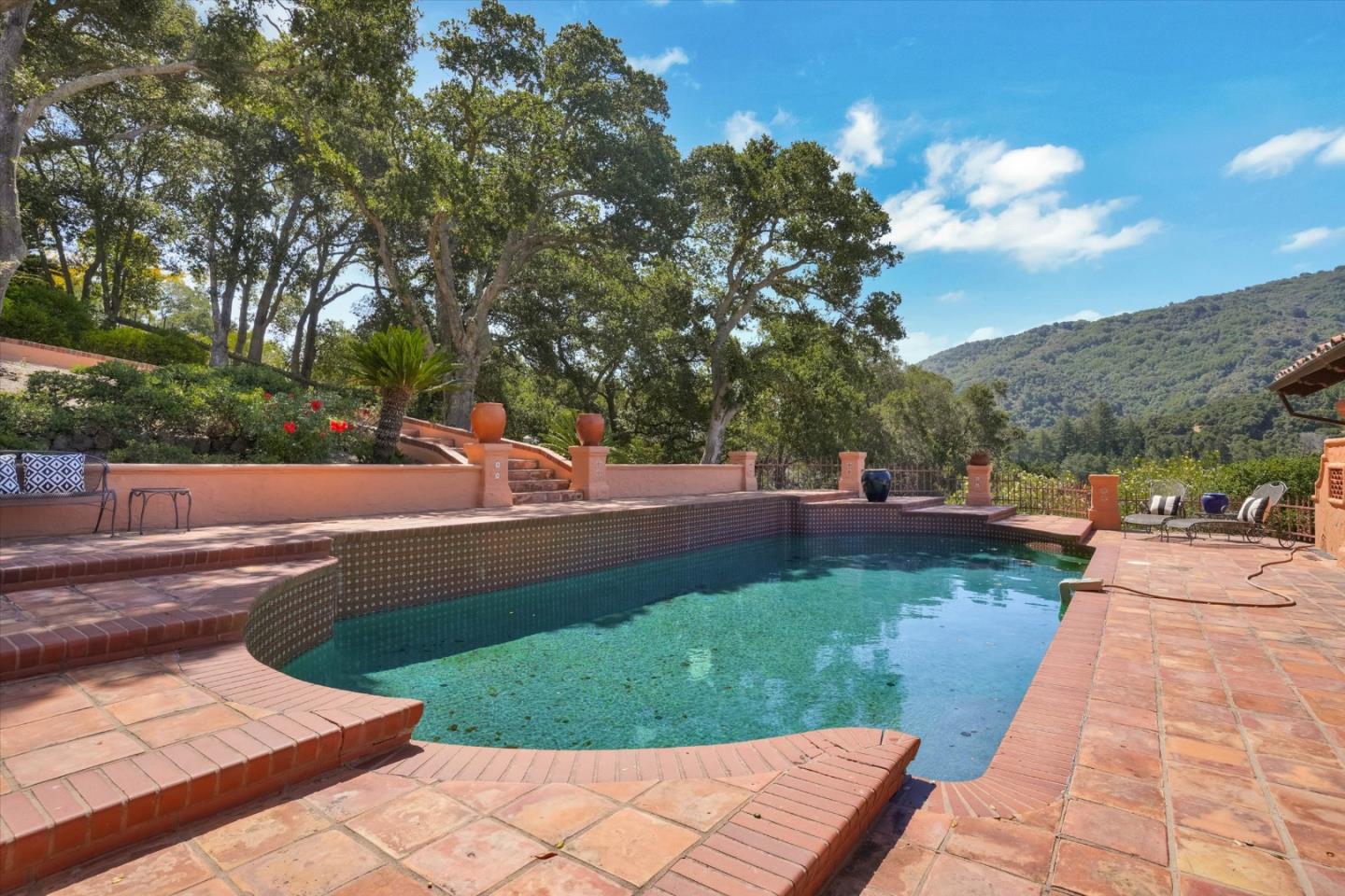Property photo 44