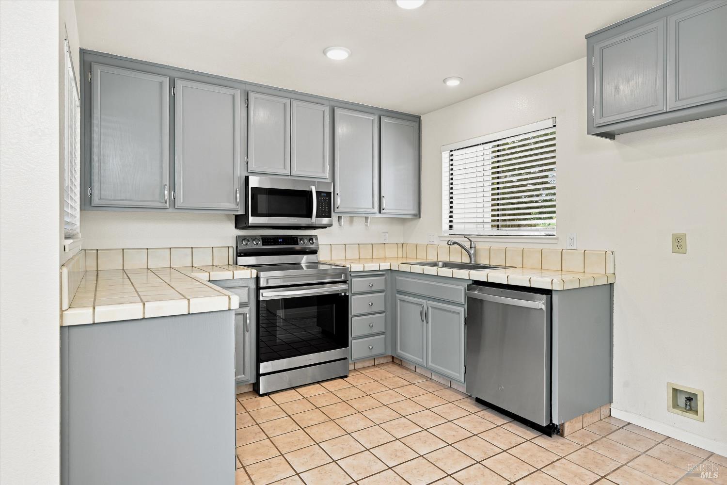 Property photo 31