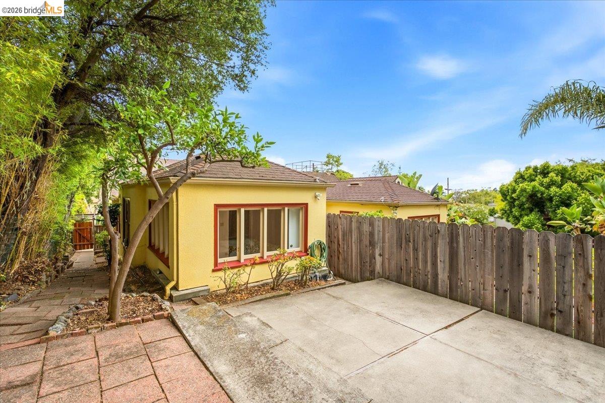 Property photo 38