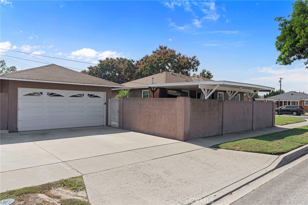 Property photo 40