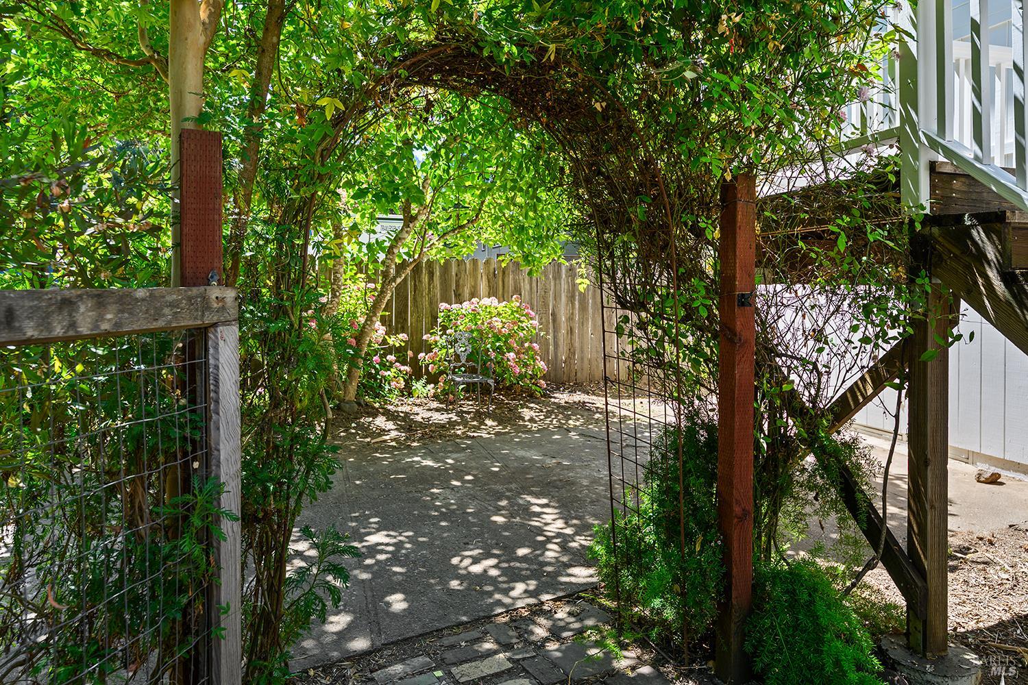 Property photo 38