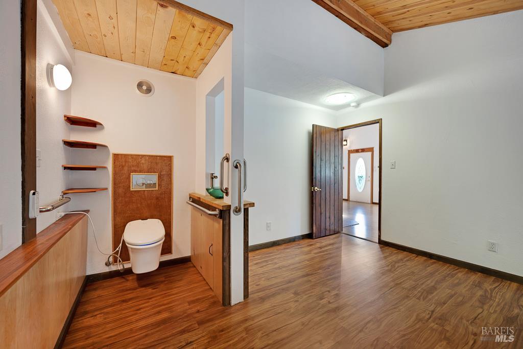 Property photo 25