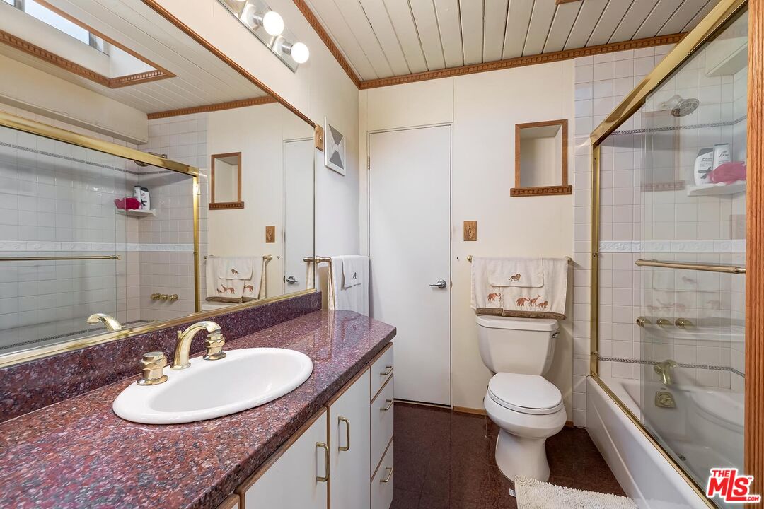 Property photo 28