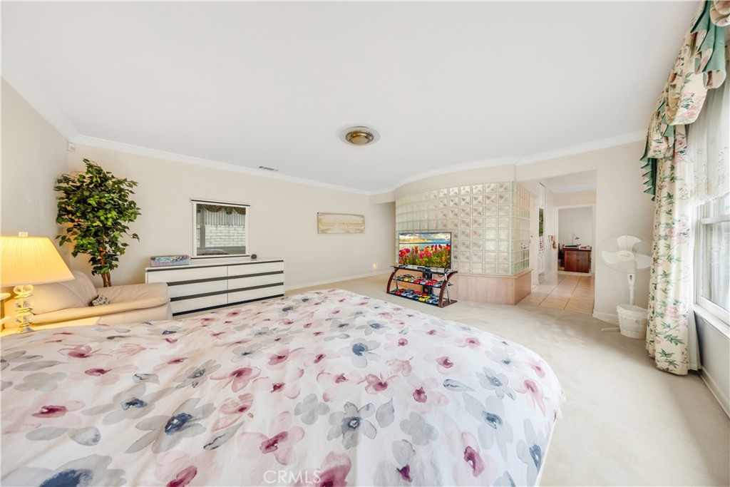 Property photo 44