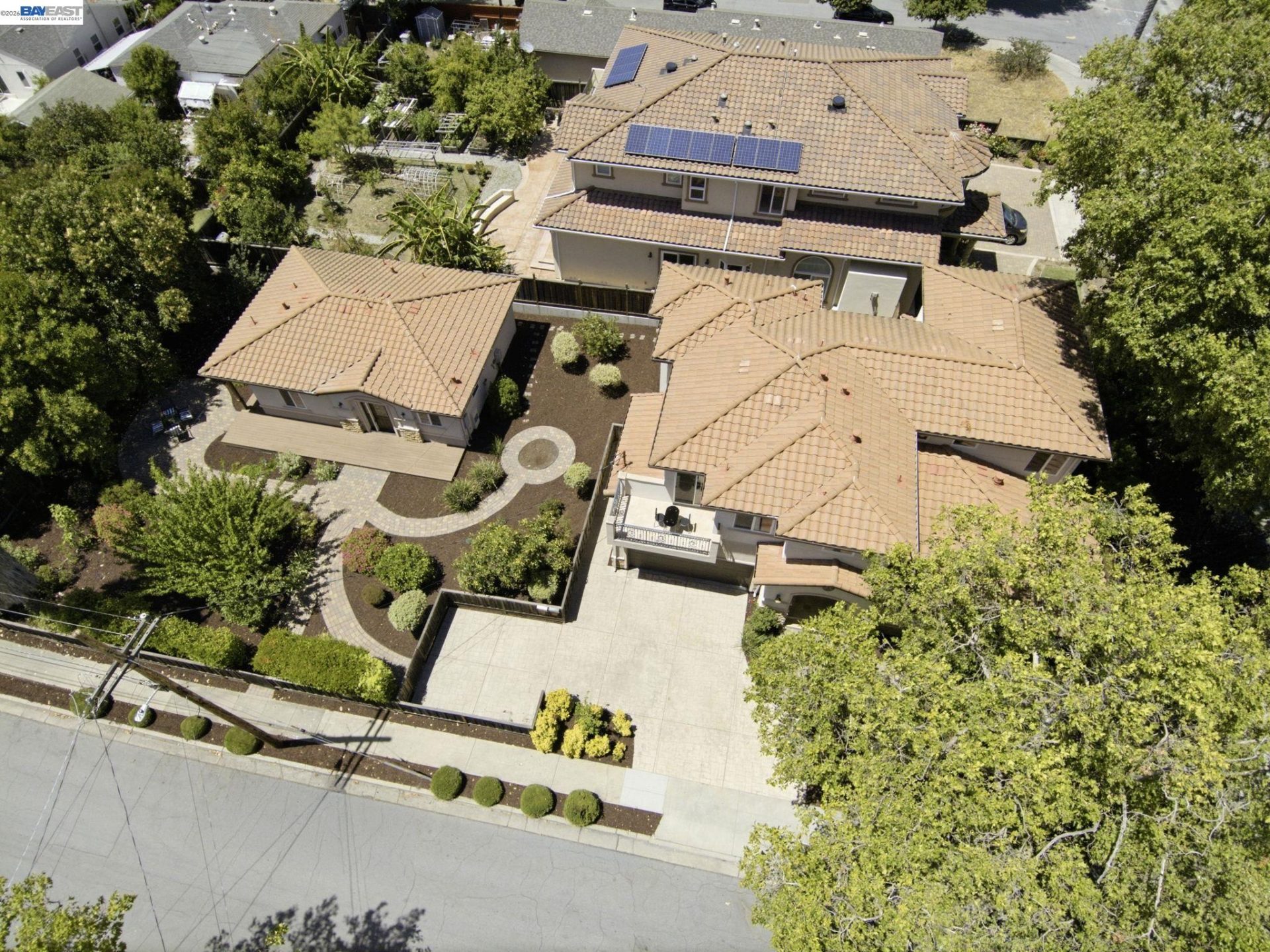 Property photo 40