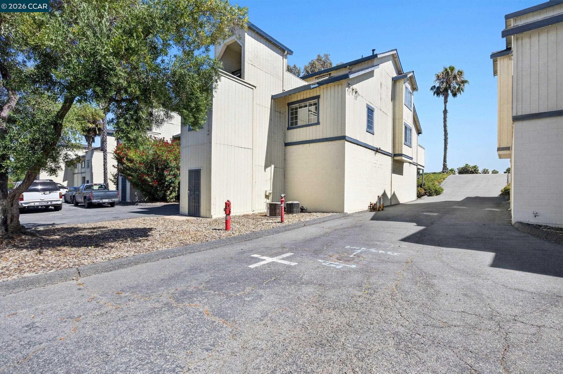 Property photo 44