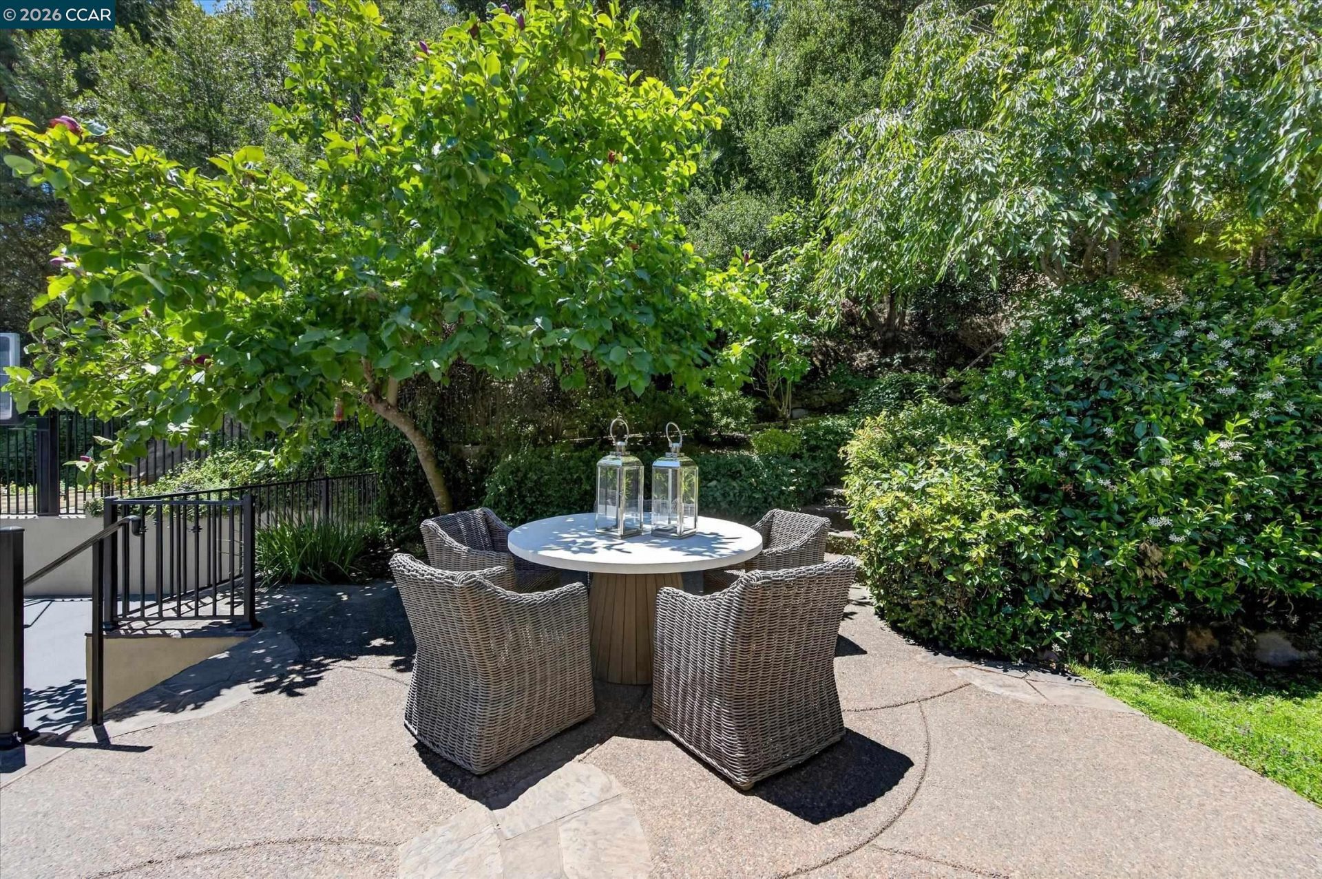 Property photo 35