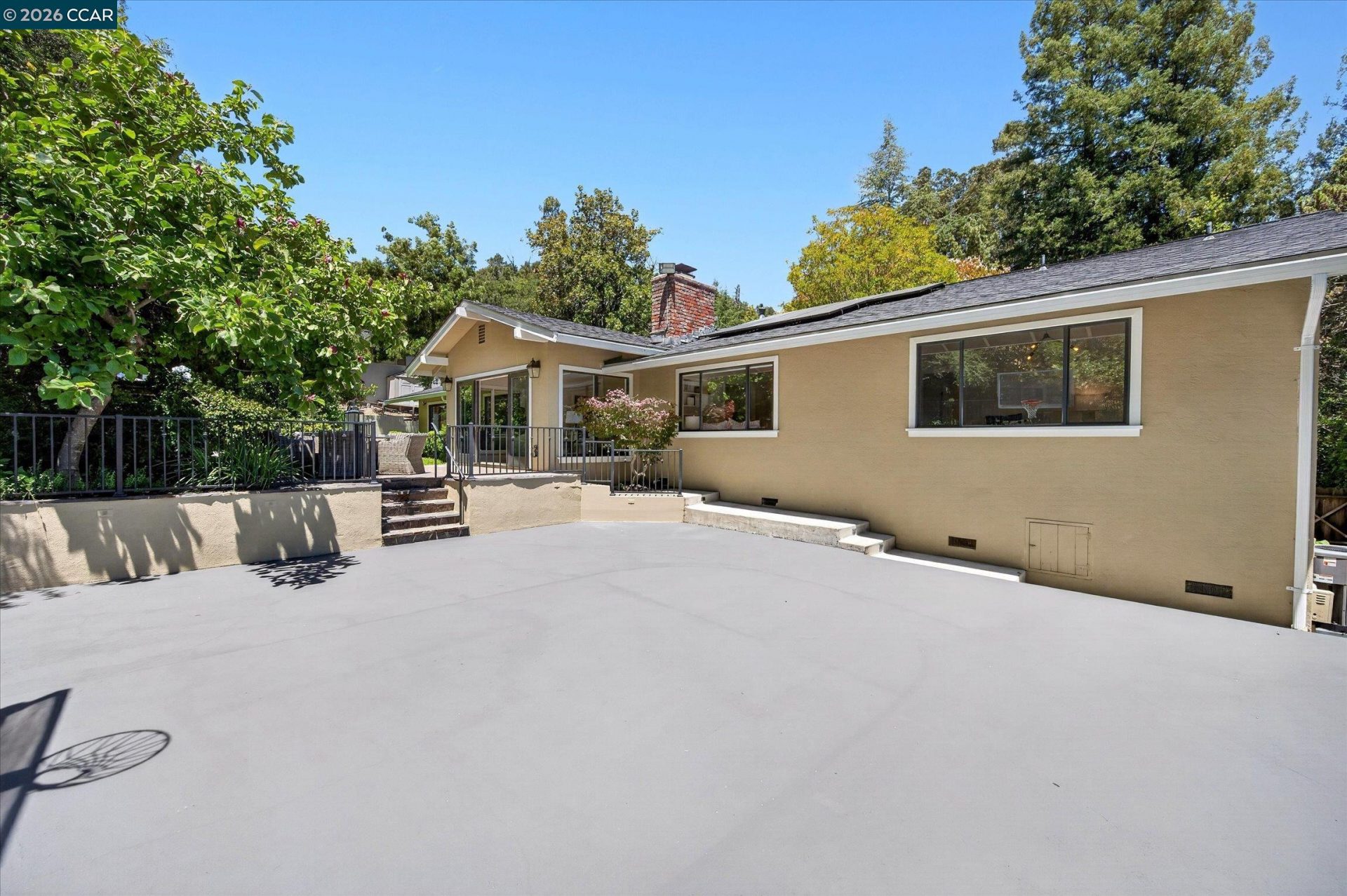 Property photo 37