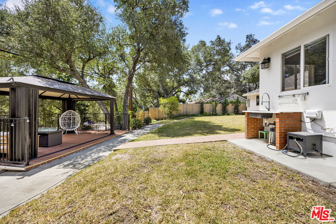 Property photo 44