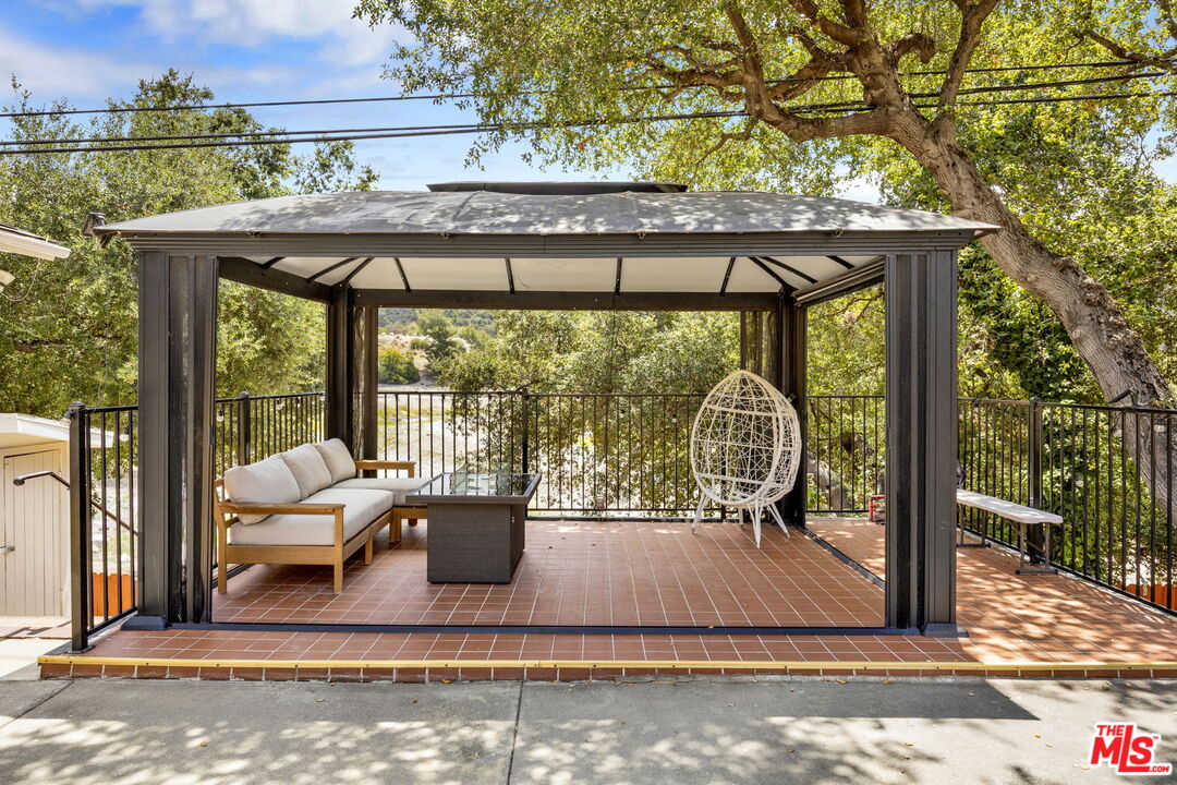 Property photo 46