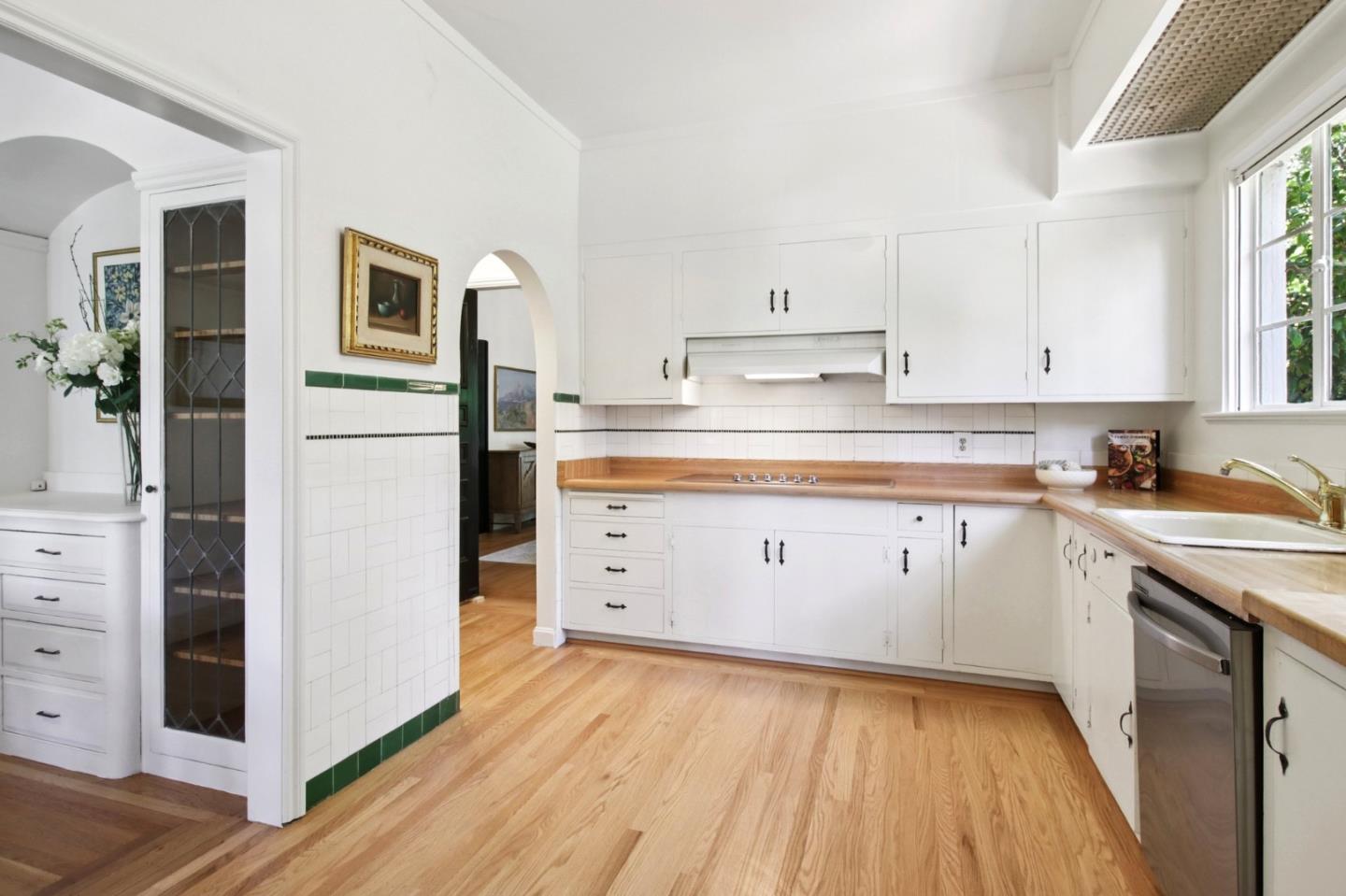 Property photo 34