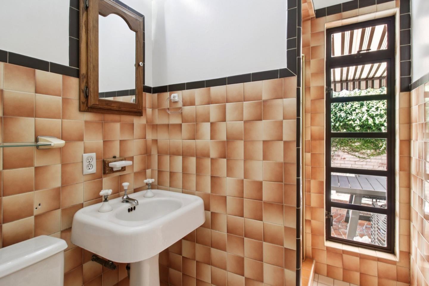 Property photo 37