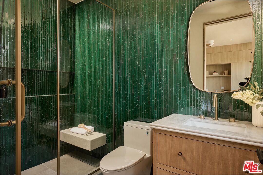 Property photo 46