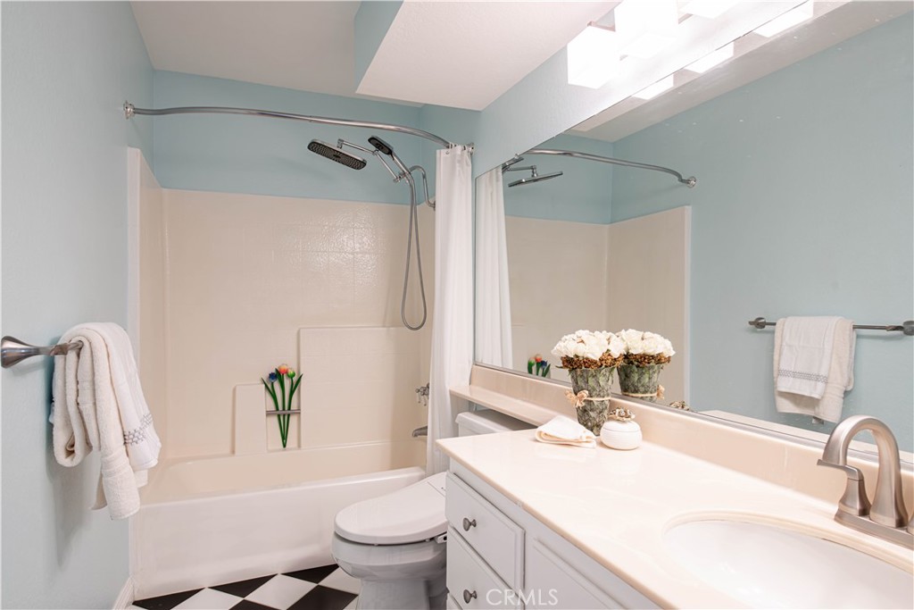 Property photo 46