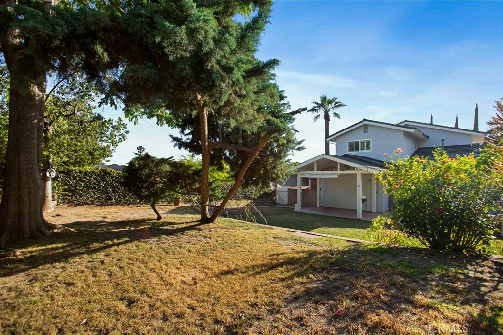 Property photo 32